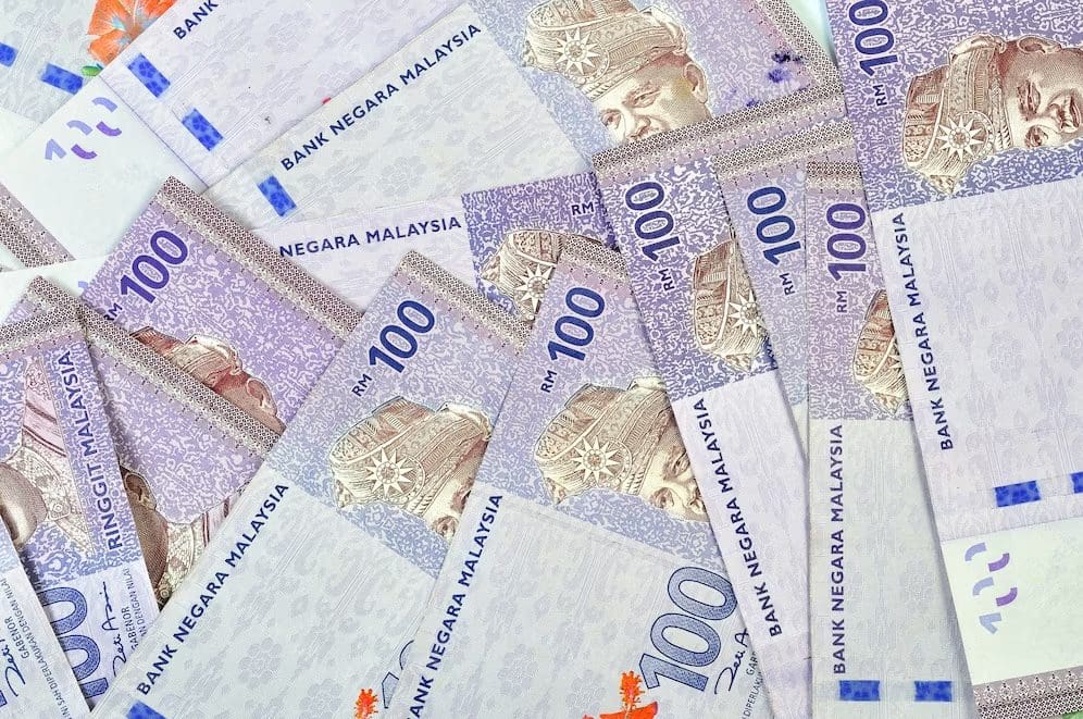 M'sian Man Laments Parents' Constant Pressure To Buy A Honda With His RM1,500 Salary