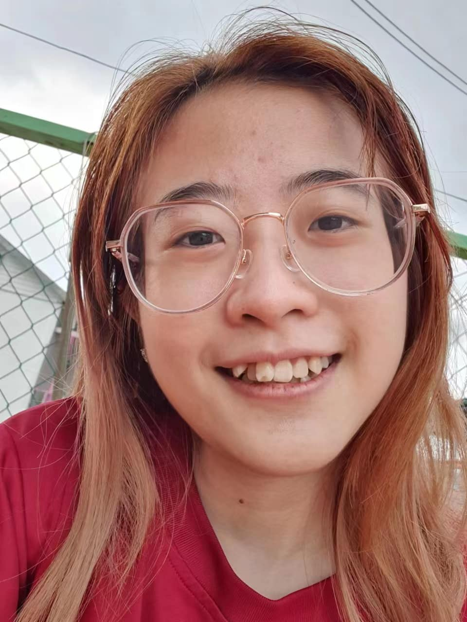 M'sian girl goes missing in klang, family begs her to return home safely