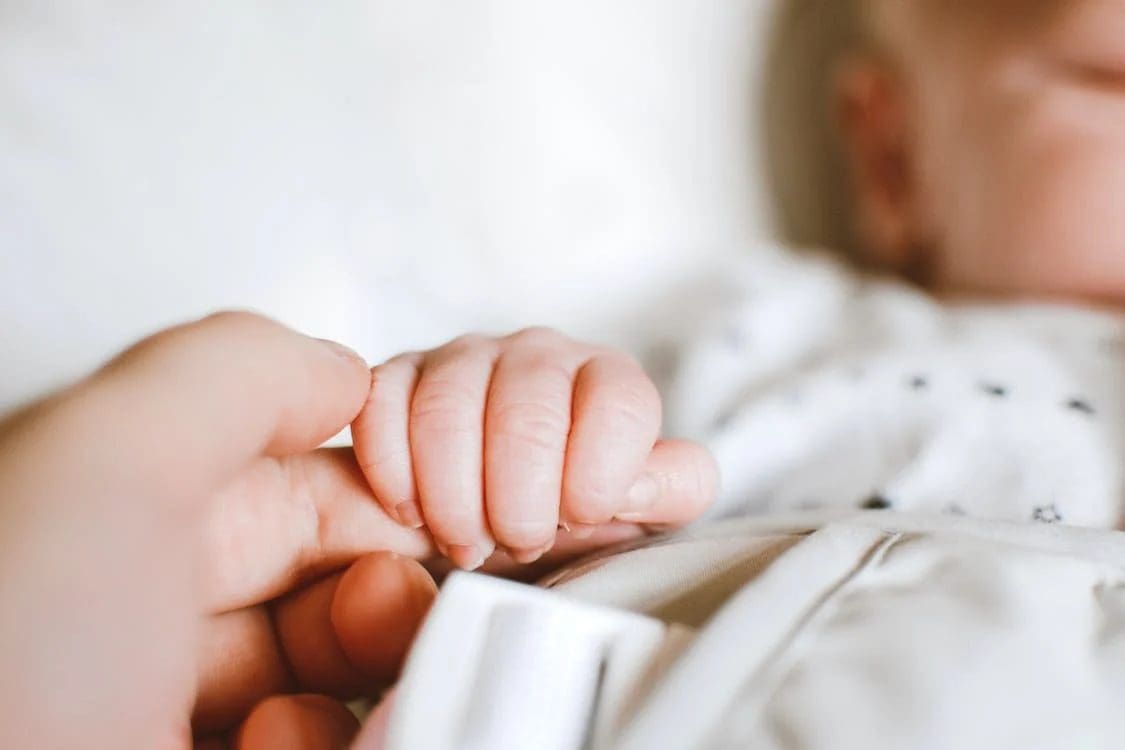 33yo M'sian Dad Slaps 1yo Son To Stop His Crying, Gets Slapped With RM20,000 Fine By Court