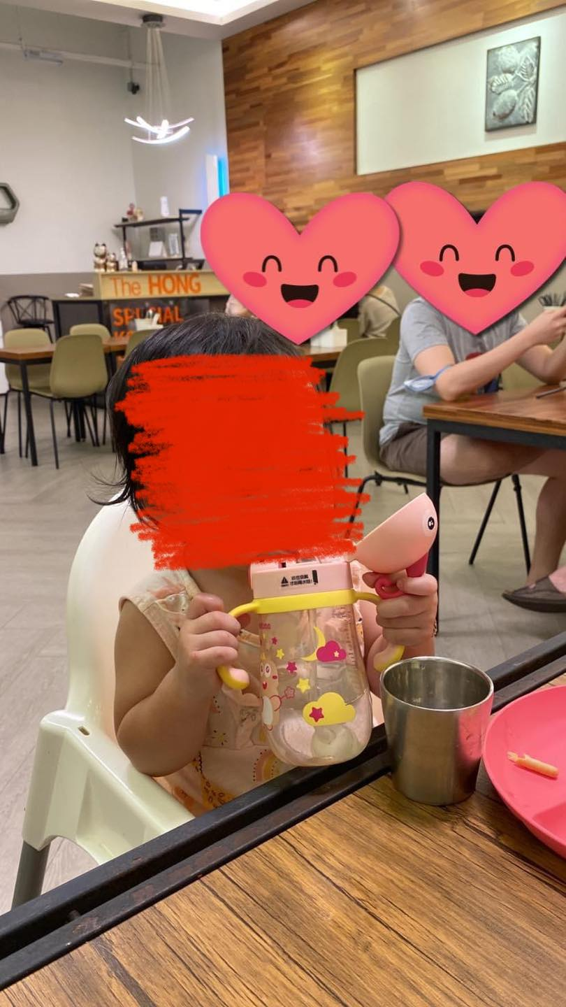 Woman says m'sia isn't 'child friendly' after customers complained about her kid running inside jb restaurant