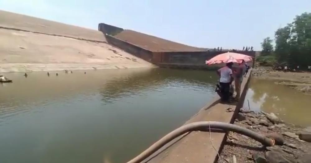 Indian official drains 2 million litres of water from reservoir to retrieve his phone, gets suspended