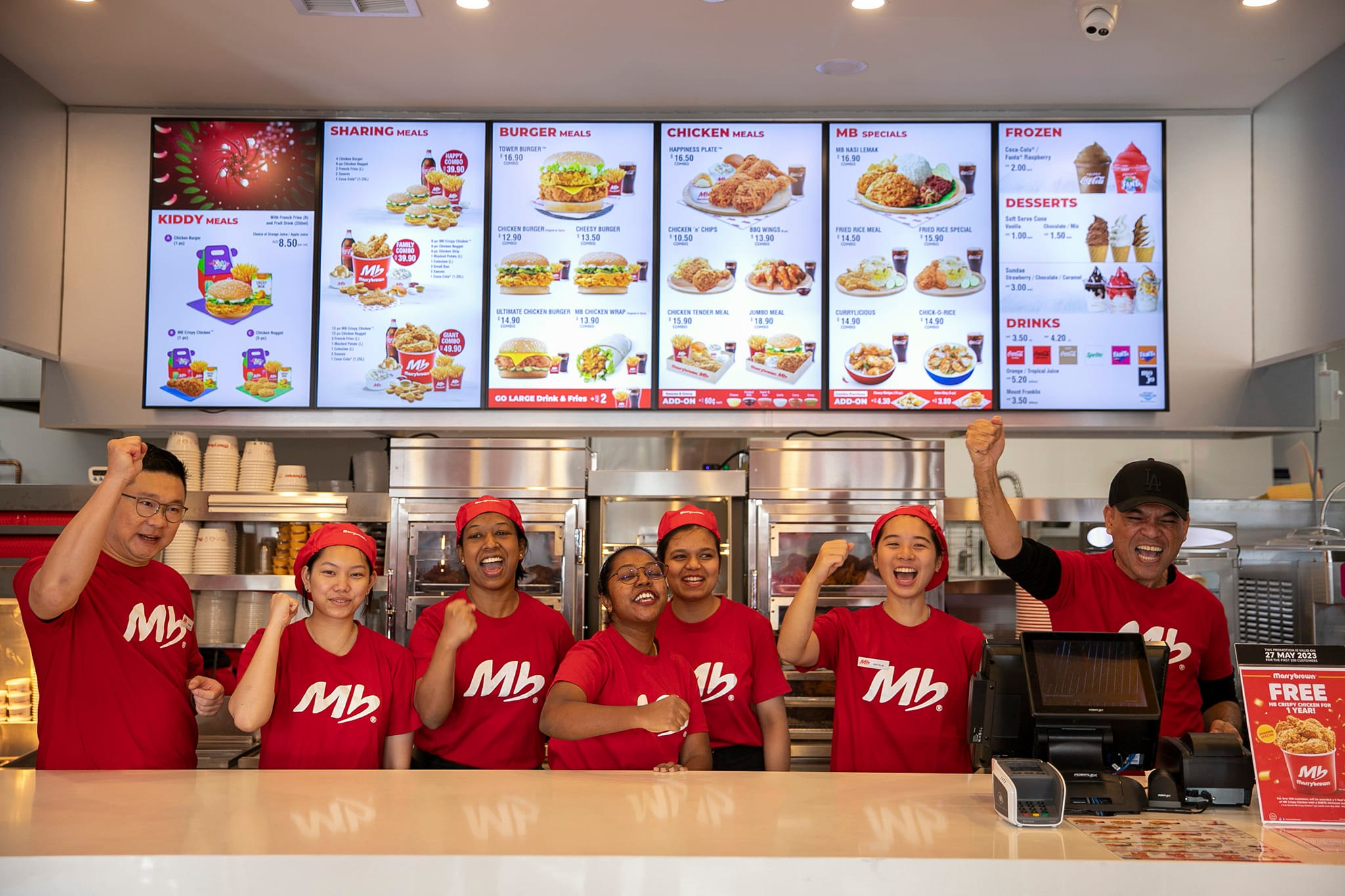 Many spotted lining up for hours to eat at m'sian chain marrybrown's first outlet in melbourne