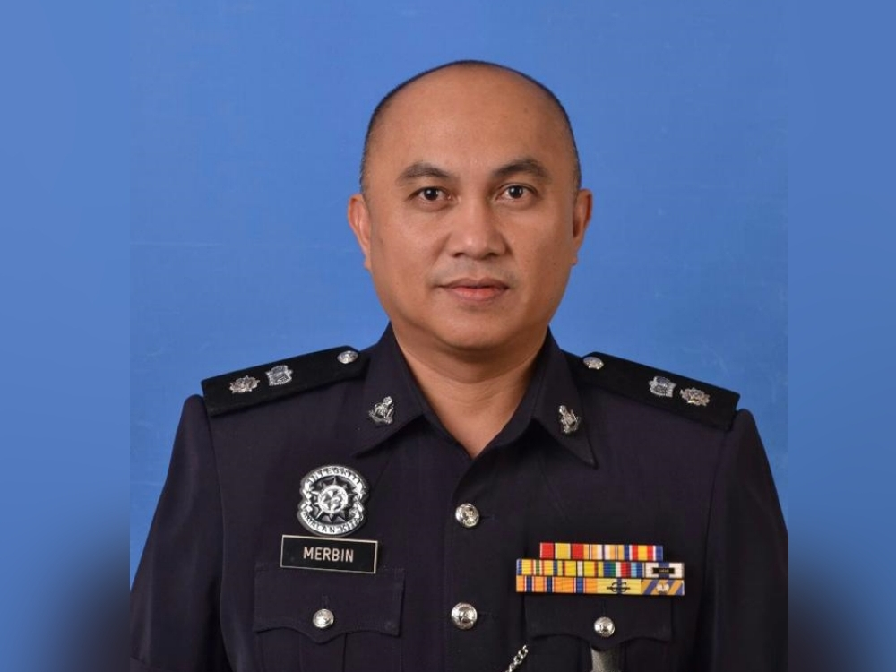 Kuching district police acting chief supt merbin lisa