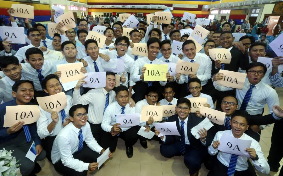 Malaysian students scoring straight as for spm