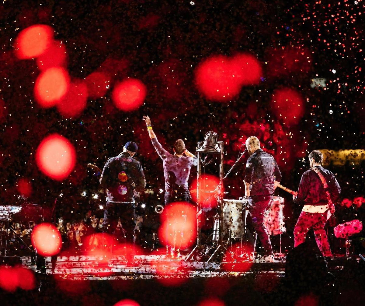 Coldplay Announces 4-Day Performance In Singapore And M’sians Are Not Happy