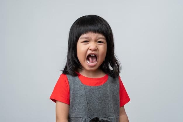 M'sian Slams Parents Who Left Their Child Screaming For 1 Hour At Cafe And Disturbing Customers