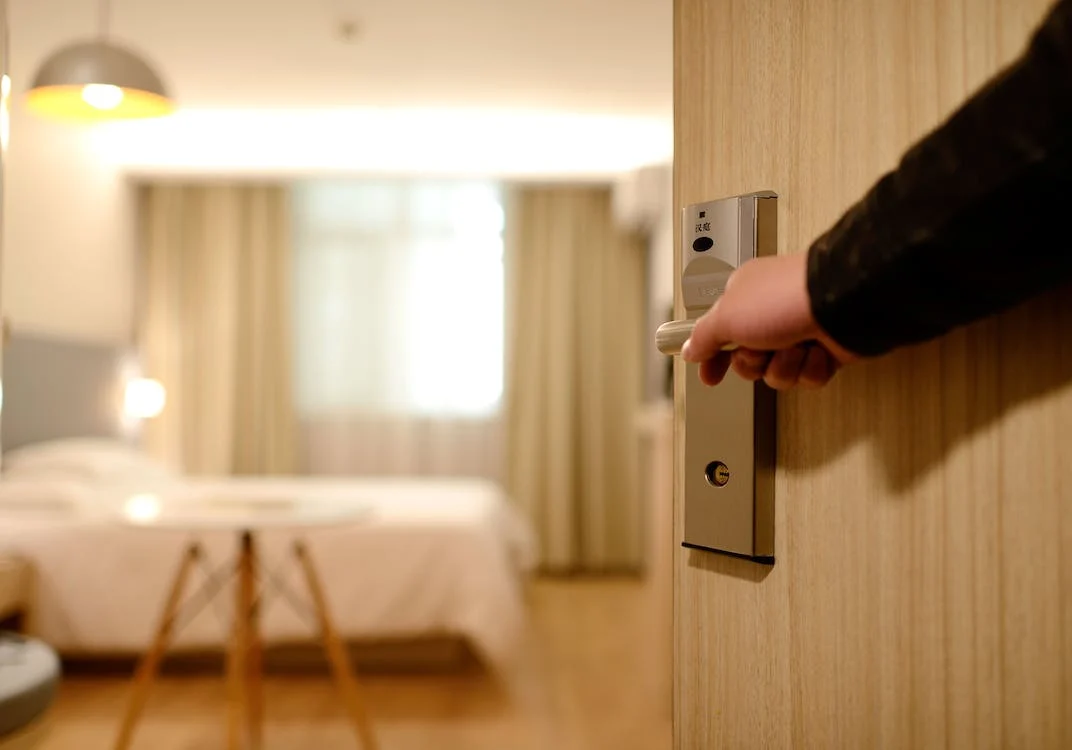 M'sian woman has room broken into at pj hotel, immediately checks out on the same day