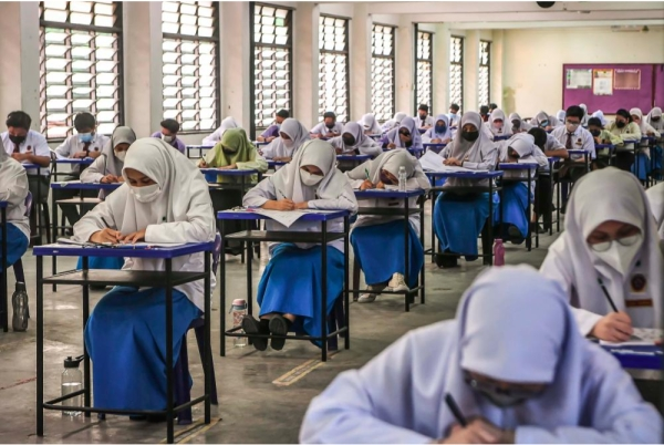 Study reveals 90,000 students failed maths and 52,000 failed english for spm