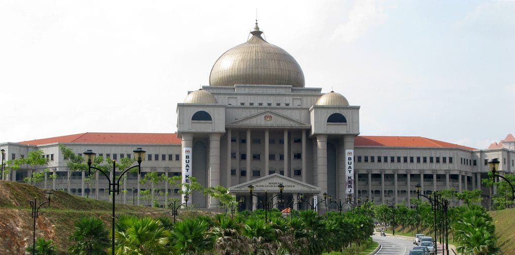 3yo M'sian Girl Receives RM5.6mil In Damages Over Caesarean Birth Which Left Her Paralysed