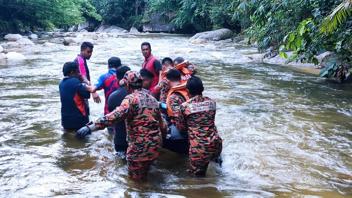 18yo m'sian teen drowns while swimming with friends at waterfall in perak