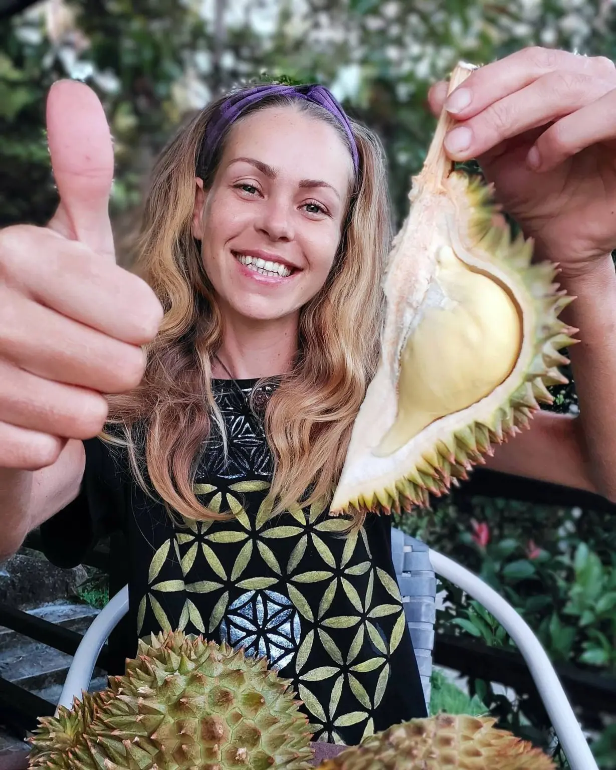Russian vegan influencer allegedly dies of starvation in m'sia by eating only jackfruit & durian for 7 years