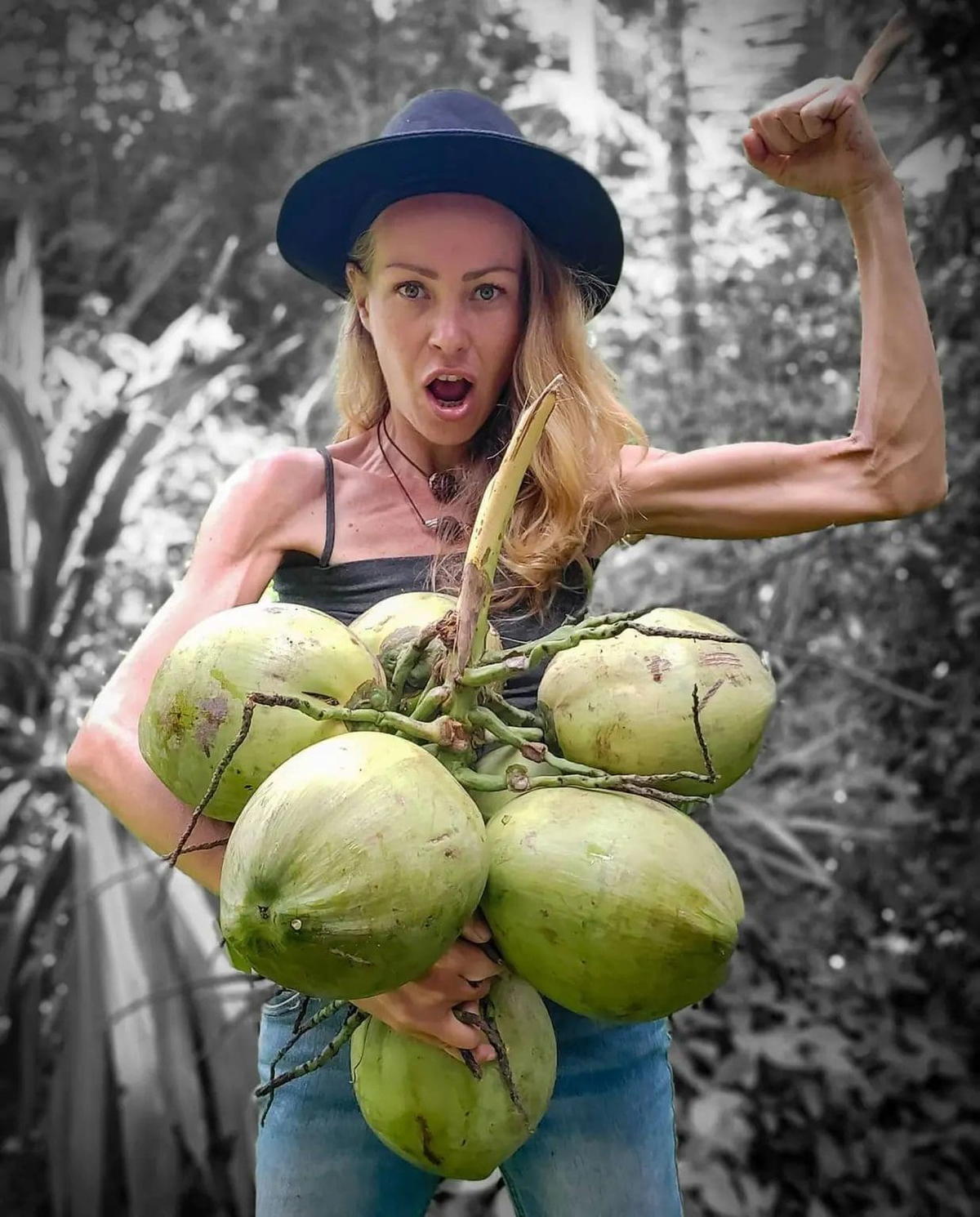 Russian Vegan Influencer Allegedly Dies Of Starvation In M'sia By Eating Only Jackfruit & Durian For 7 Years