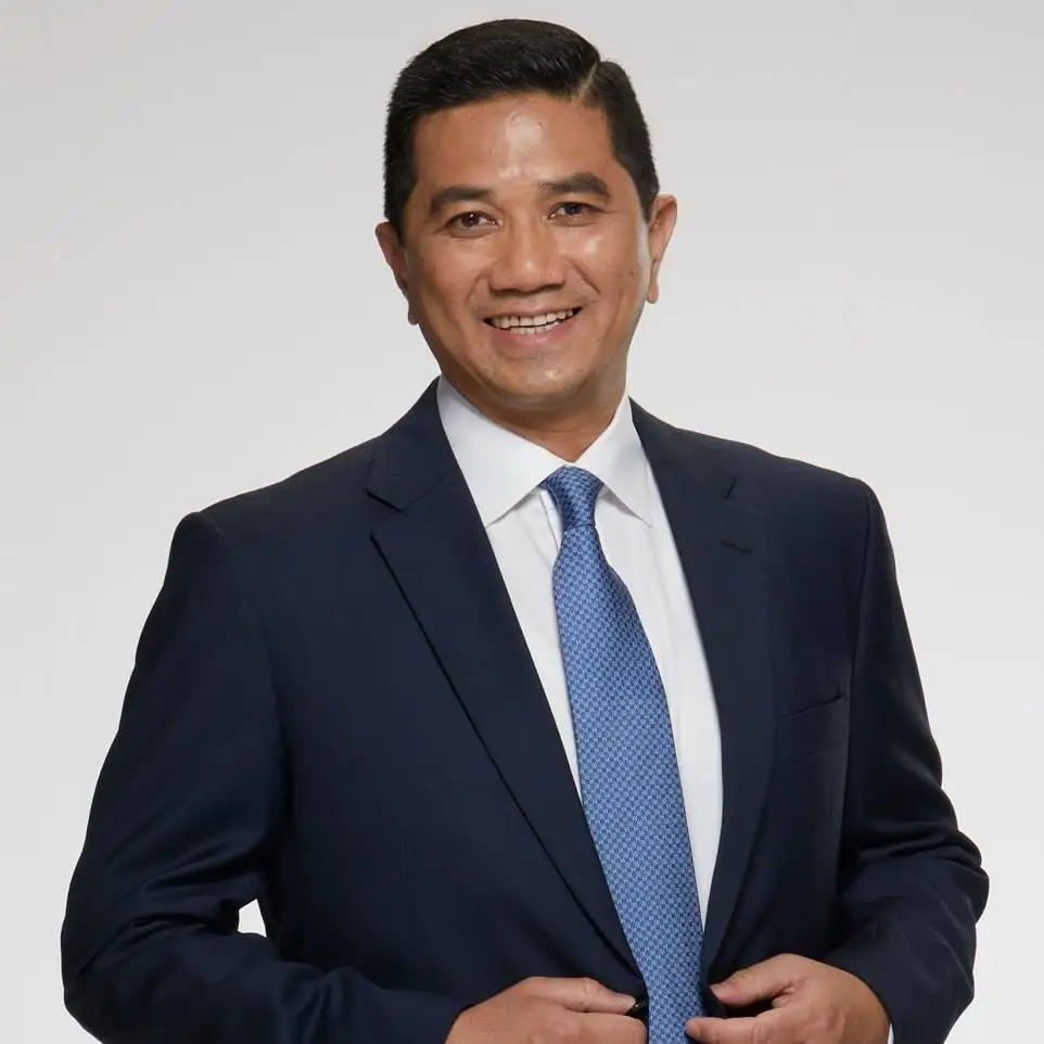 Azmin ali