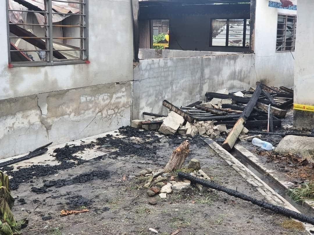 Burnt house at Pokok Sea, Kerala Batas, Penang due to cigarettes