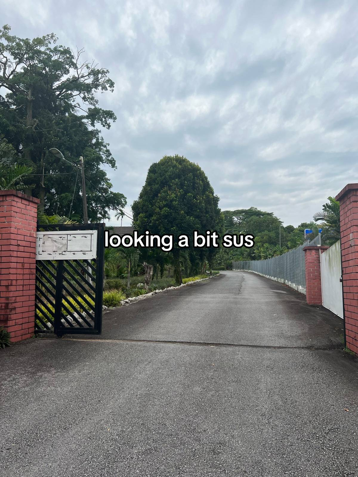 Woman checks into home for the disabled in jb by mistake via airbnb, netizens say it looks decent