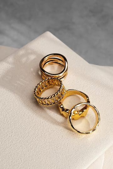 gold jewellery
