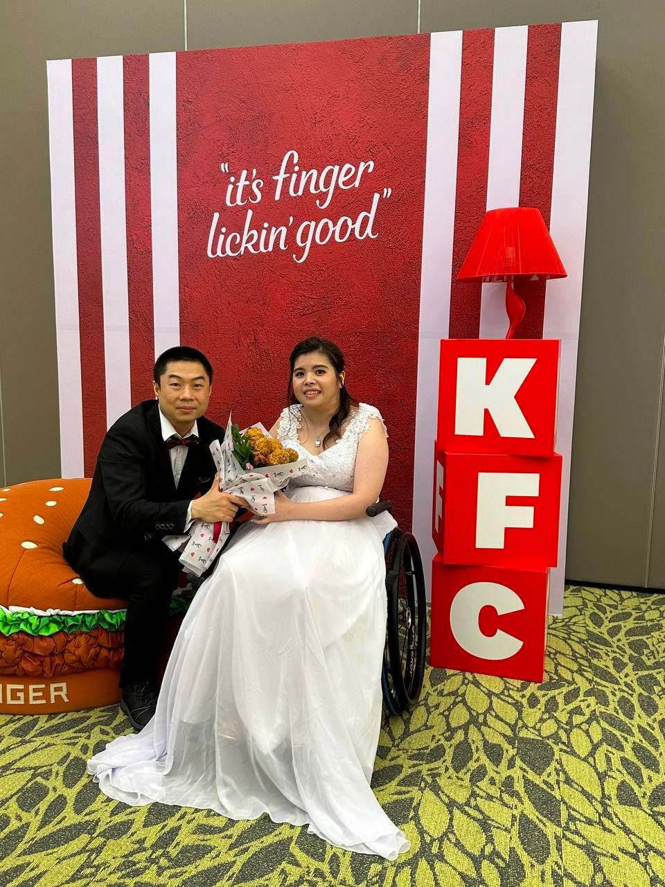 Sg couple heather wong and xie peng hold kfc-themed wedding
