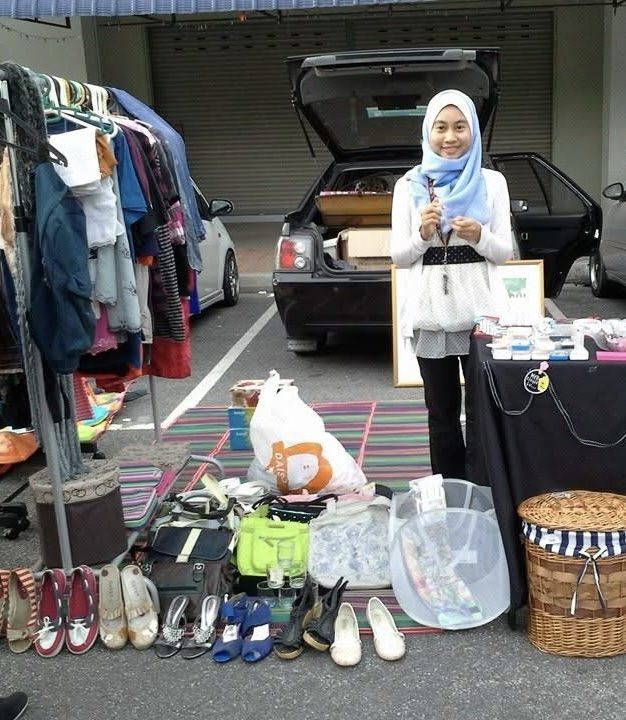 Eqa doing car booth sales