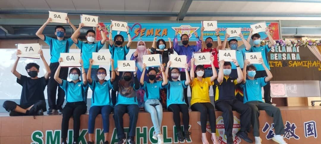 Student Achieves 10As For SPM Despite Difficulties
