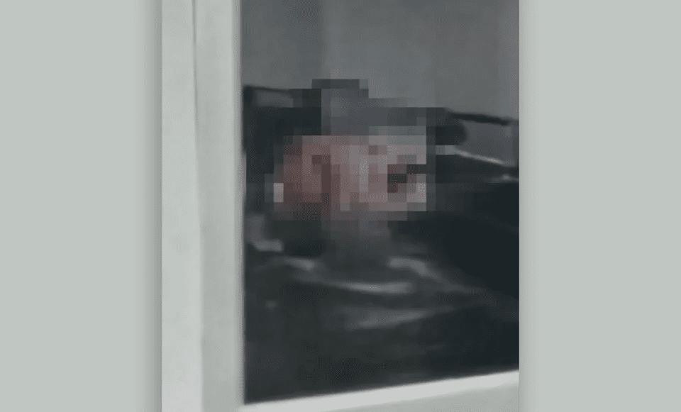 Imam catches man watching porn (1)