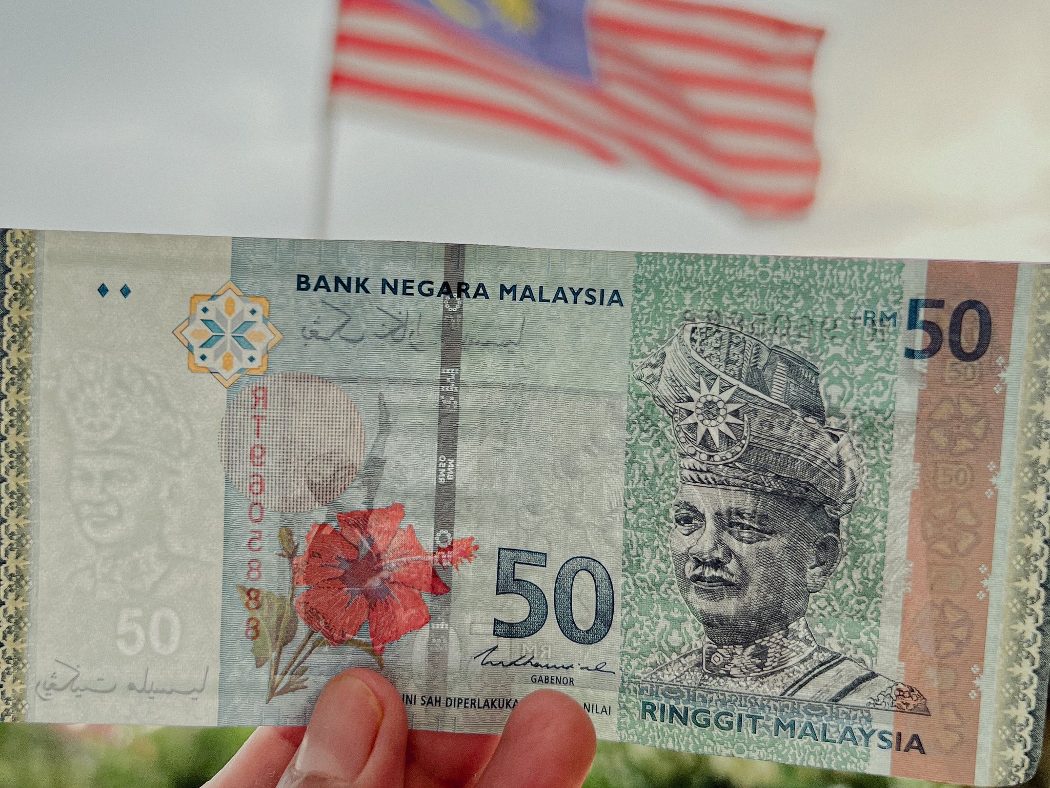 M'sian seller nearly gets tricked into accepting fake rm50 note given by customer 