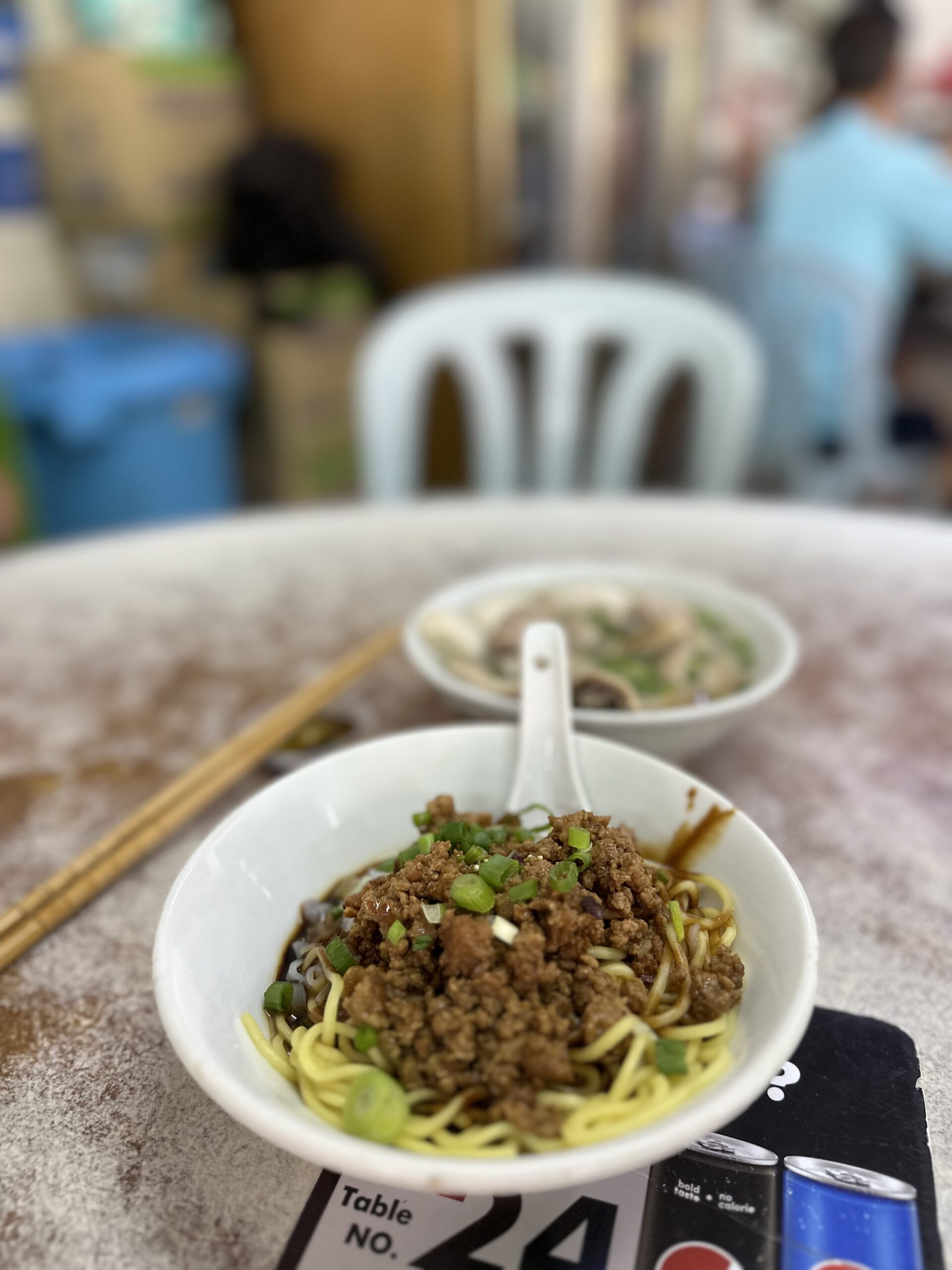 This humble 25yo m'sian serves traditional sam kan chong noodle in white pepper soup at section 17 | weirdkaya