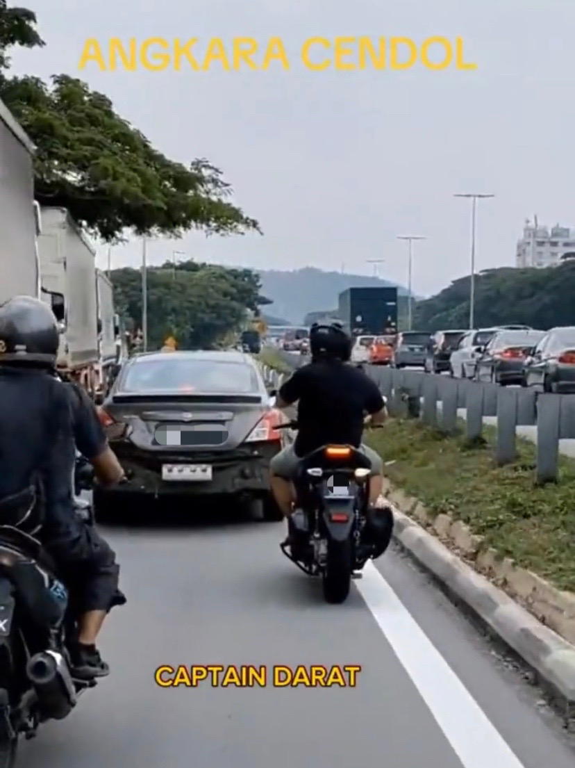 Group of motorcyclists chase after m'sian driver who allegedly didn't pay for cendol at batu caves 