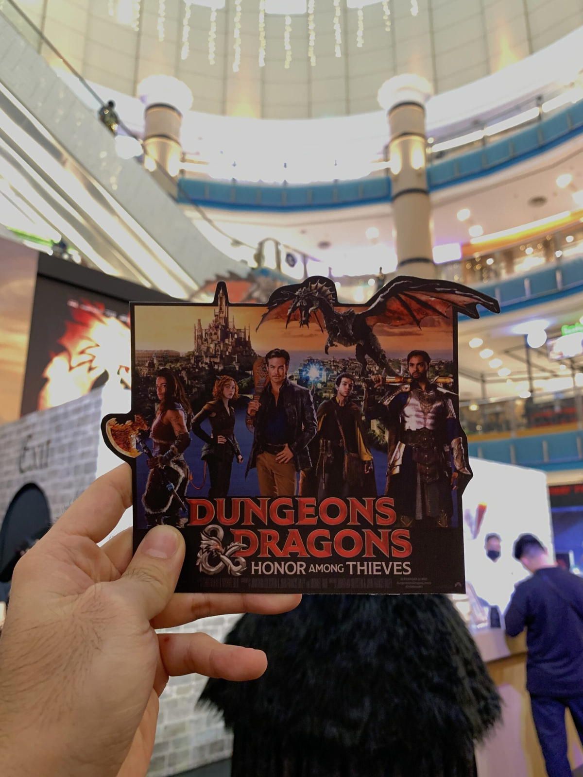 Embark on a magical adventure at the dungeons & dragons tavern experience at sunway pyramid! | weirdkaya