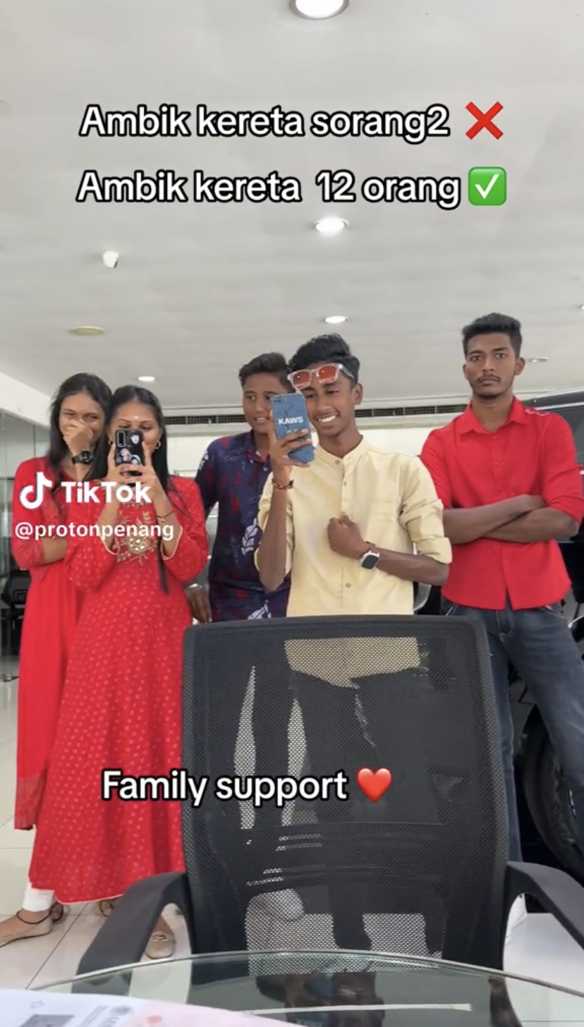 Family members of malaysian girl show support to the car purchase