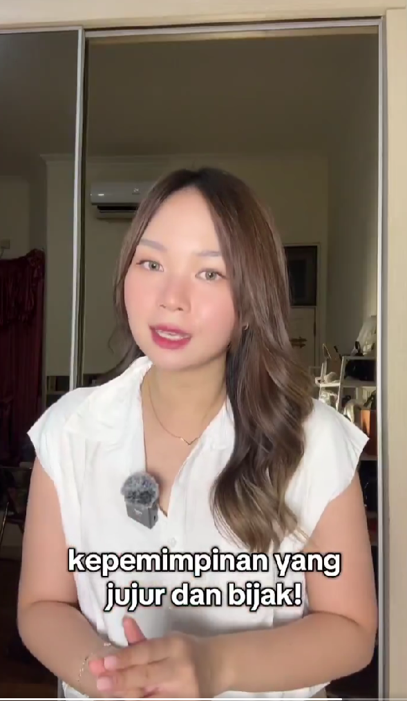 indonesian woman talking about anwar