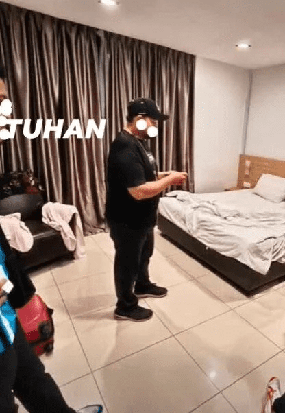 JAINJ officers raid hotel room in Kluang 1