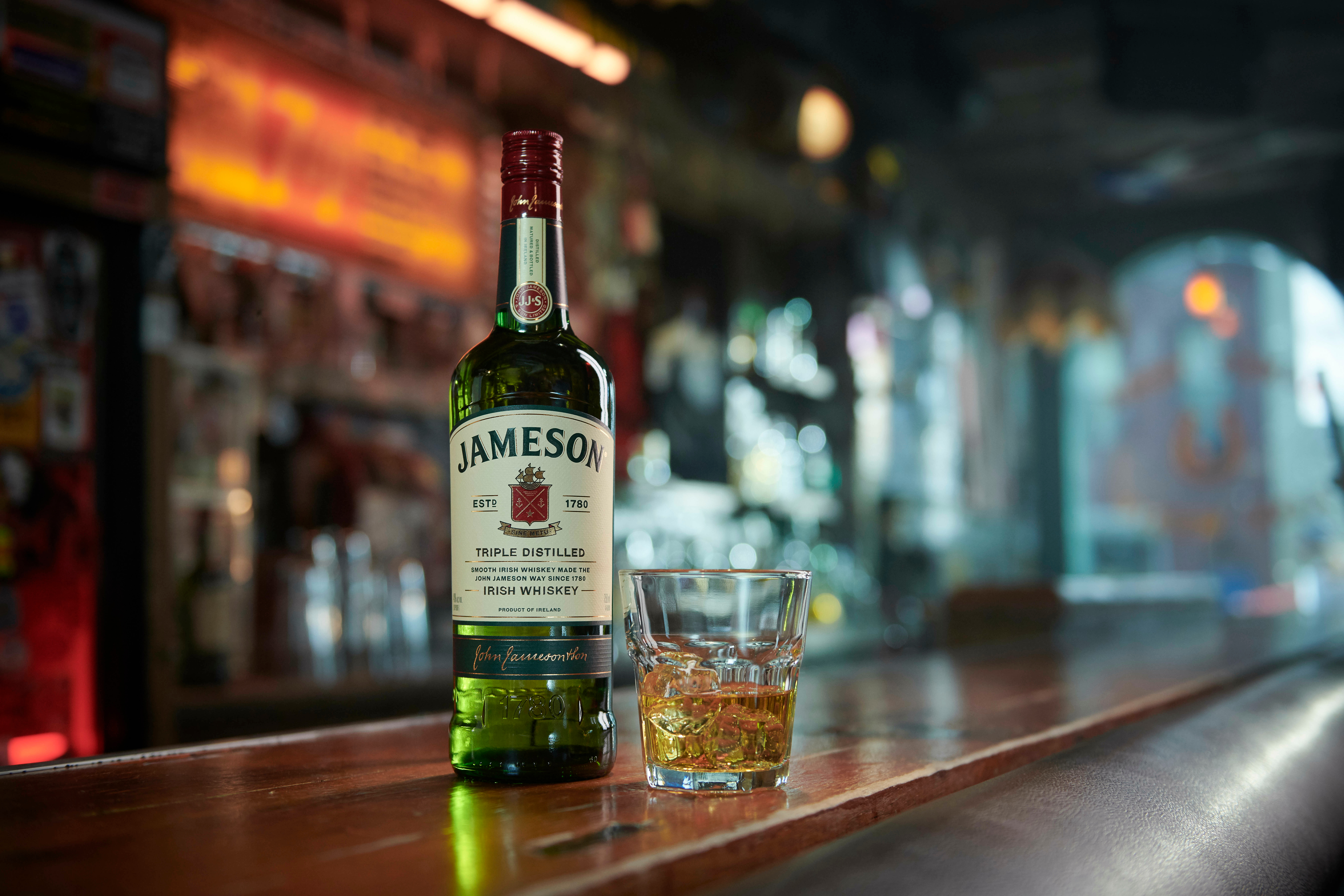 90's kids, are you ready to time travel & experience nostalgia? Join jameson whiskey in the fun! | weirdkaya