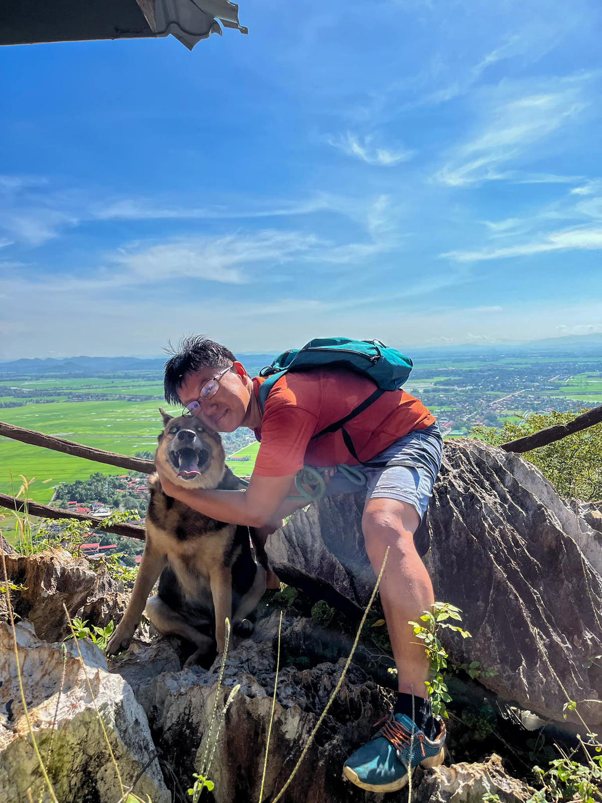 Jen wong and her dog bobby