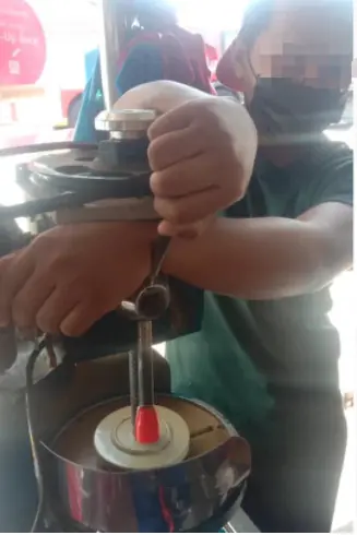 Teenage boy got his hand stuck in an ice shaving machine | weirdkaya