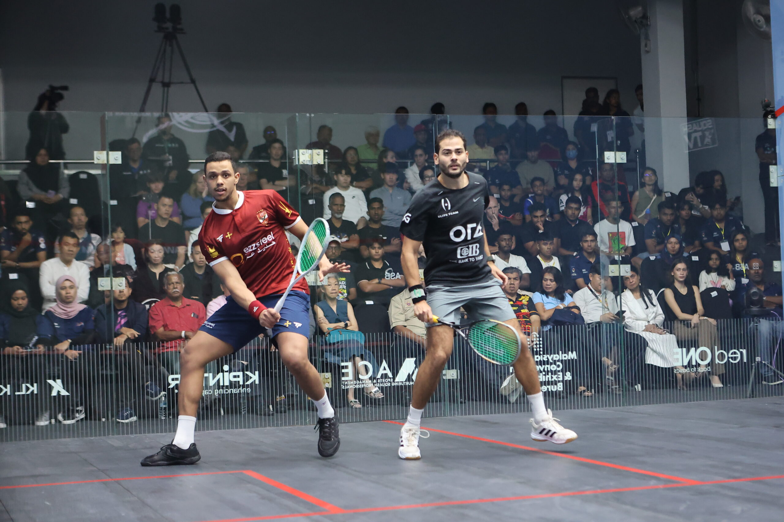 Karim abdel gawad playing in the squash tournament