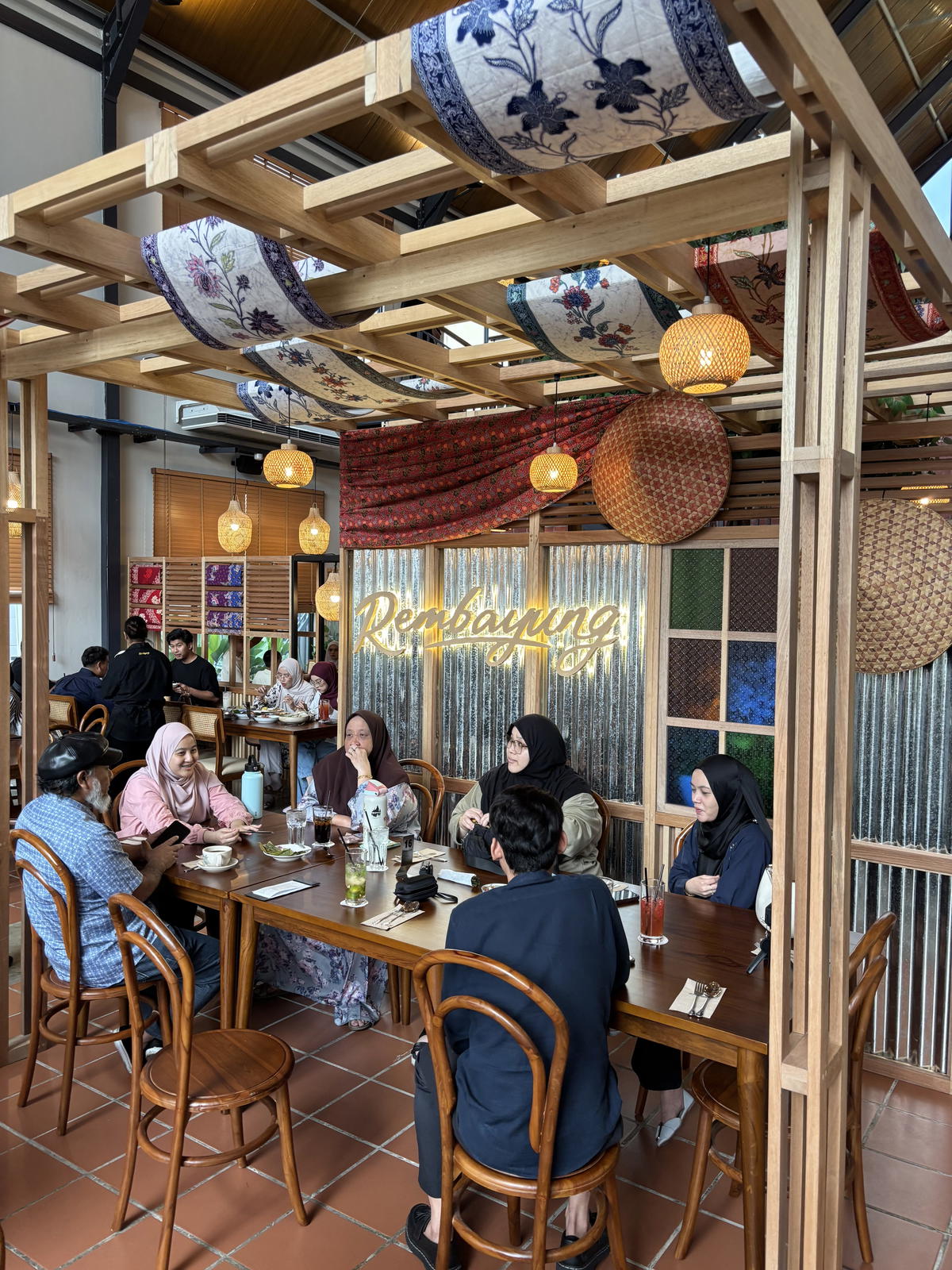 Khairul Aming's restaurant