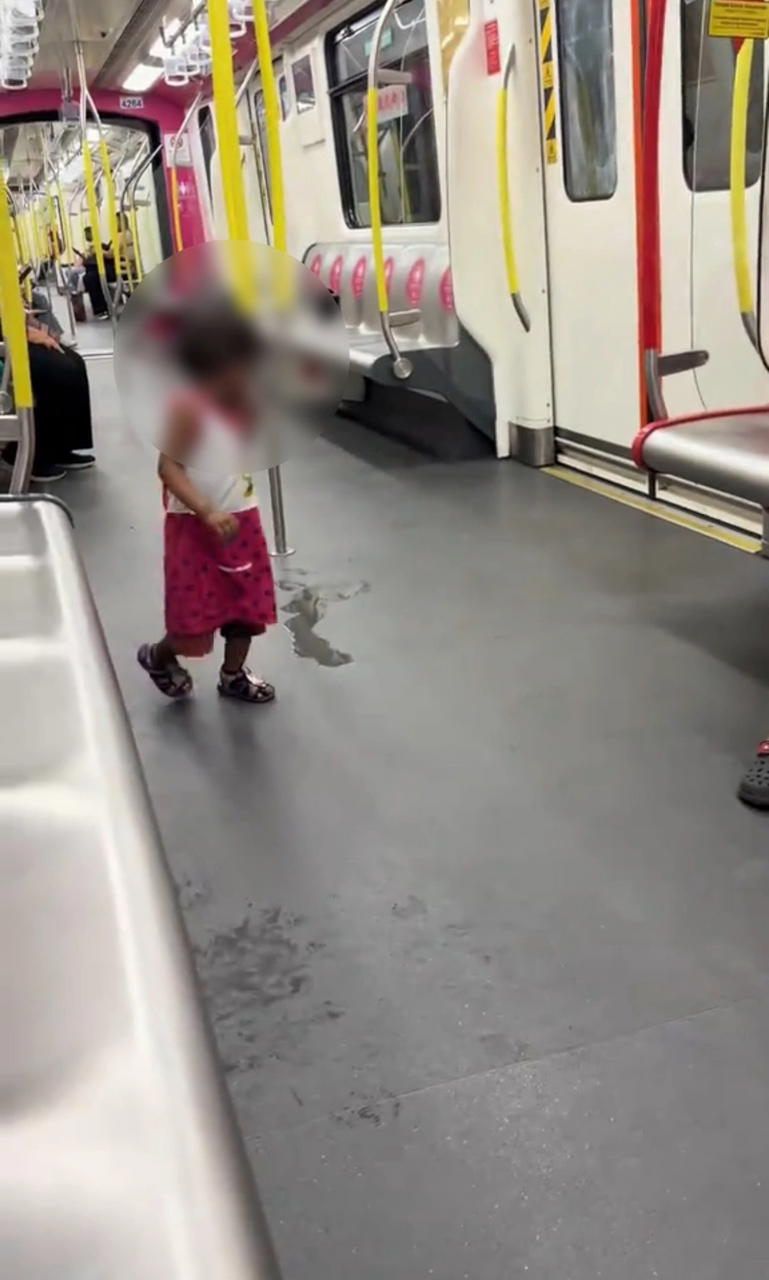 kid peed on lrt