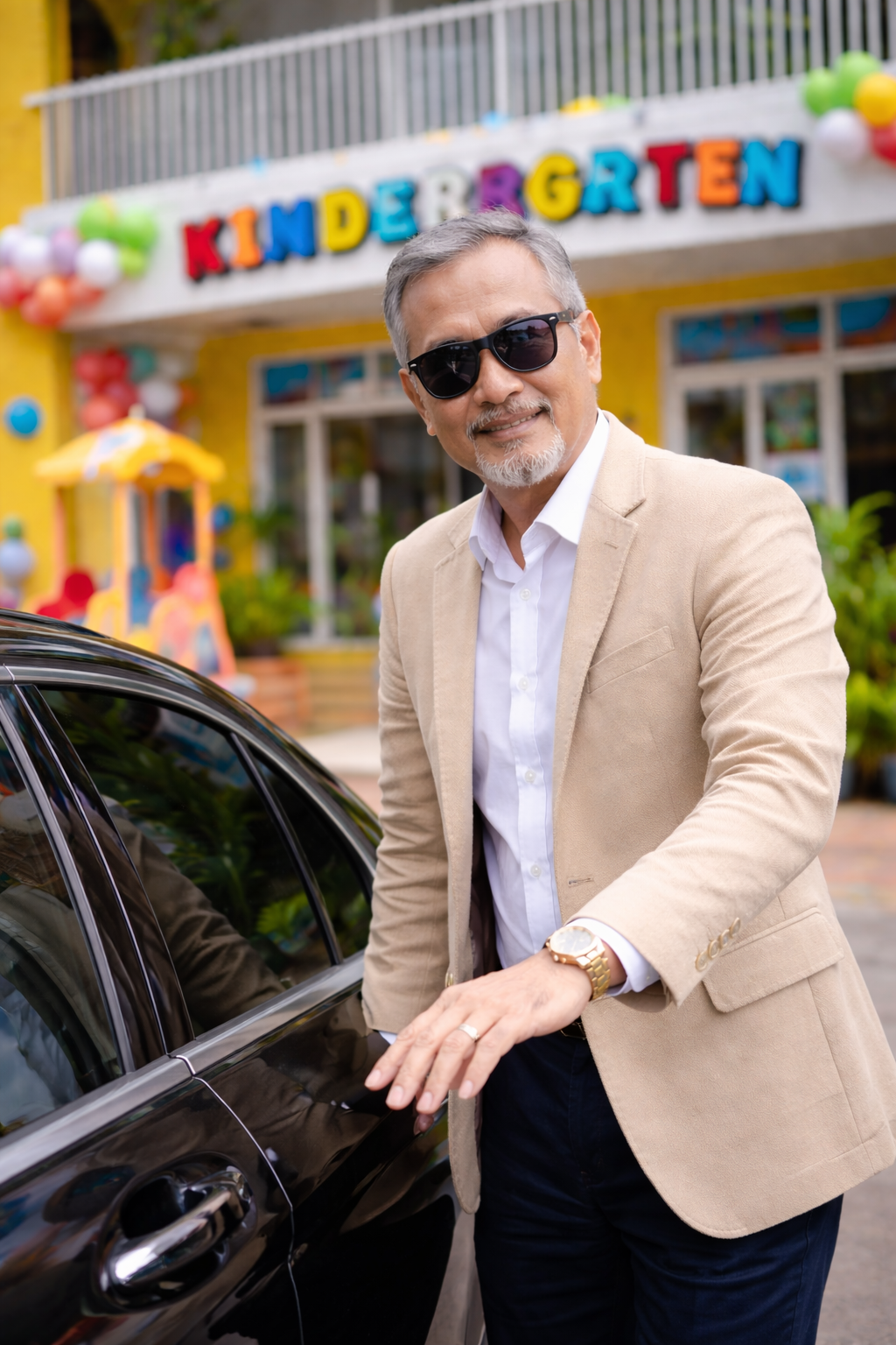 Kindergarten low pay teacher (1)