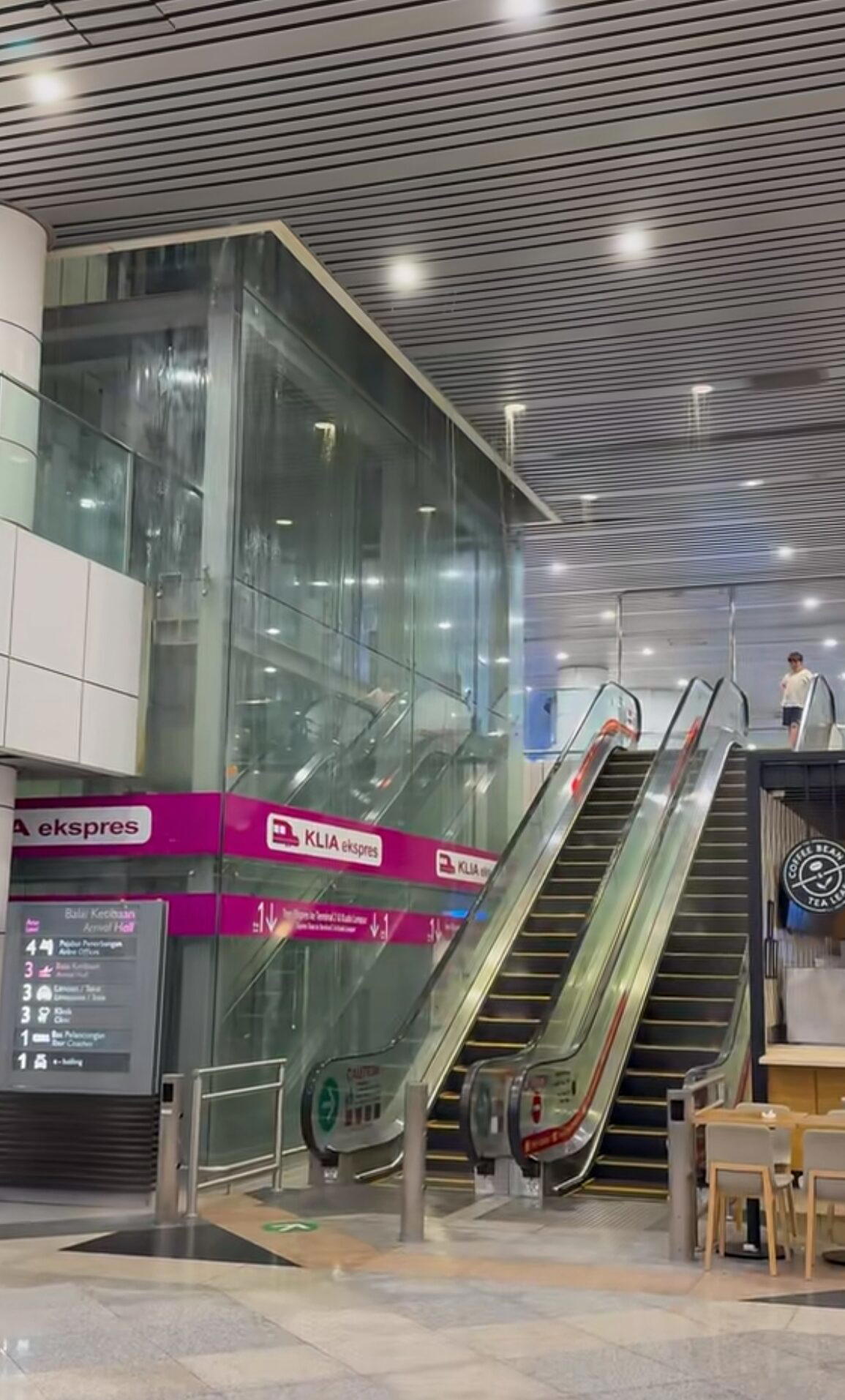 KLIA 1 arrival hall ceiling leakage