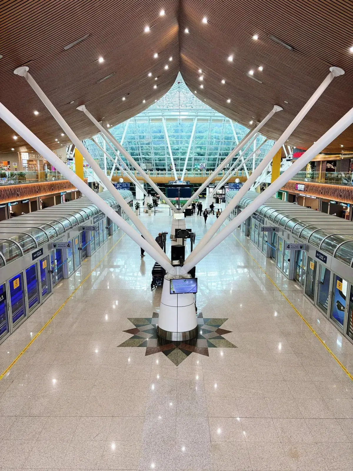 KLIA Aerotrain ready, undergoing test 2