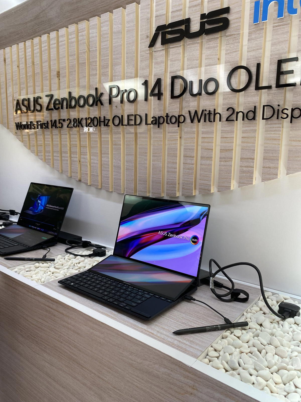 Asus malaysia marks 25th anniversary of first laptop to be sent to space with zenbook oled launch