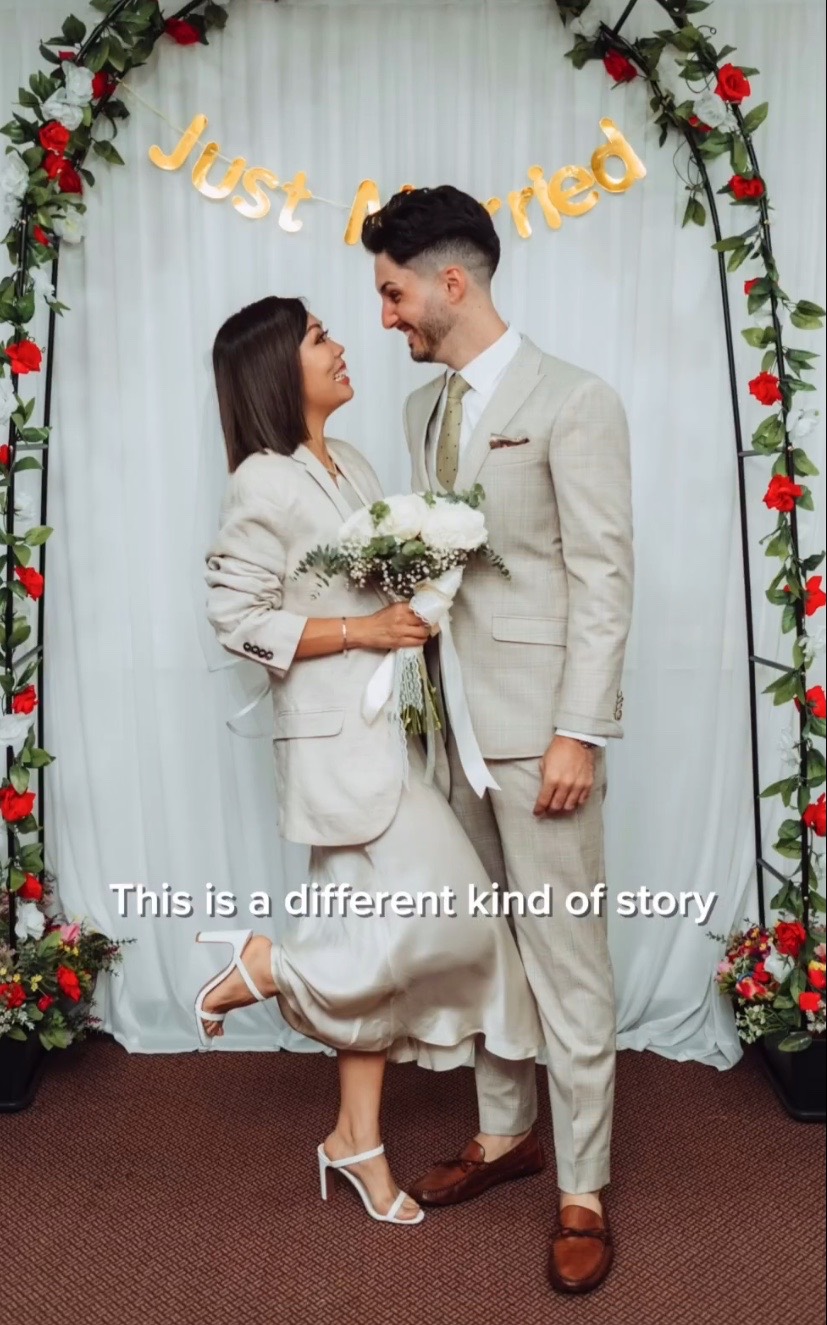 M'sian content creator jenn chia finally marries bf and we're crying already | weirdkaya