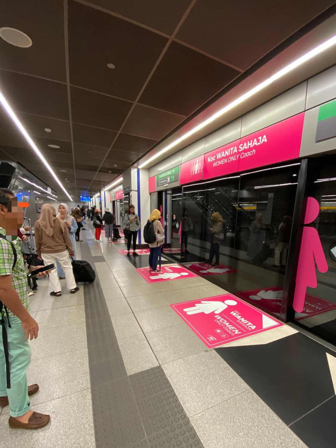 M'sians confused by men who can't seem to avoid female-only coach despite clear signage | weirdkaya