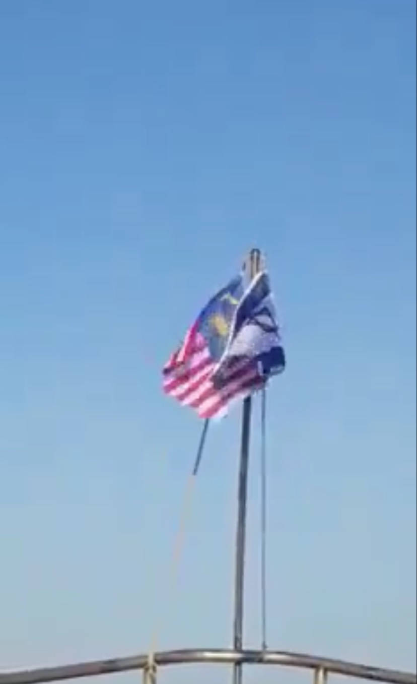 Viral video of m'sian & israeli flags flown together now under police probe