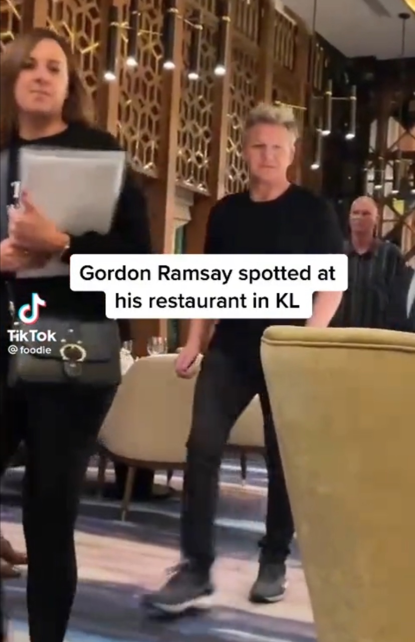 Gordon ramsay drops by his bar & grill restaurant in sunway, surprises diners