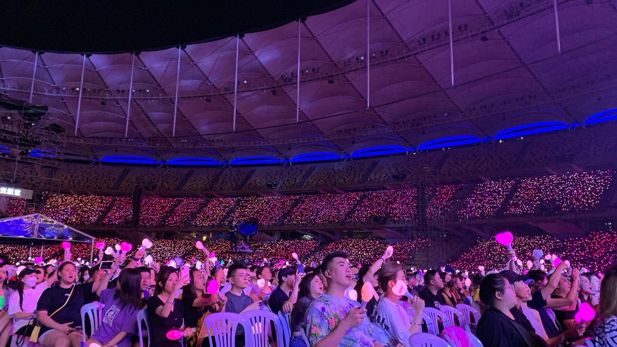 Malaysian fans at jay chou's concert