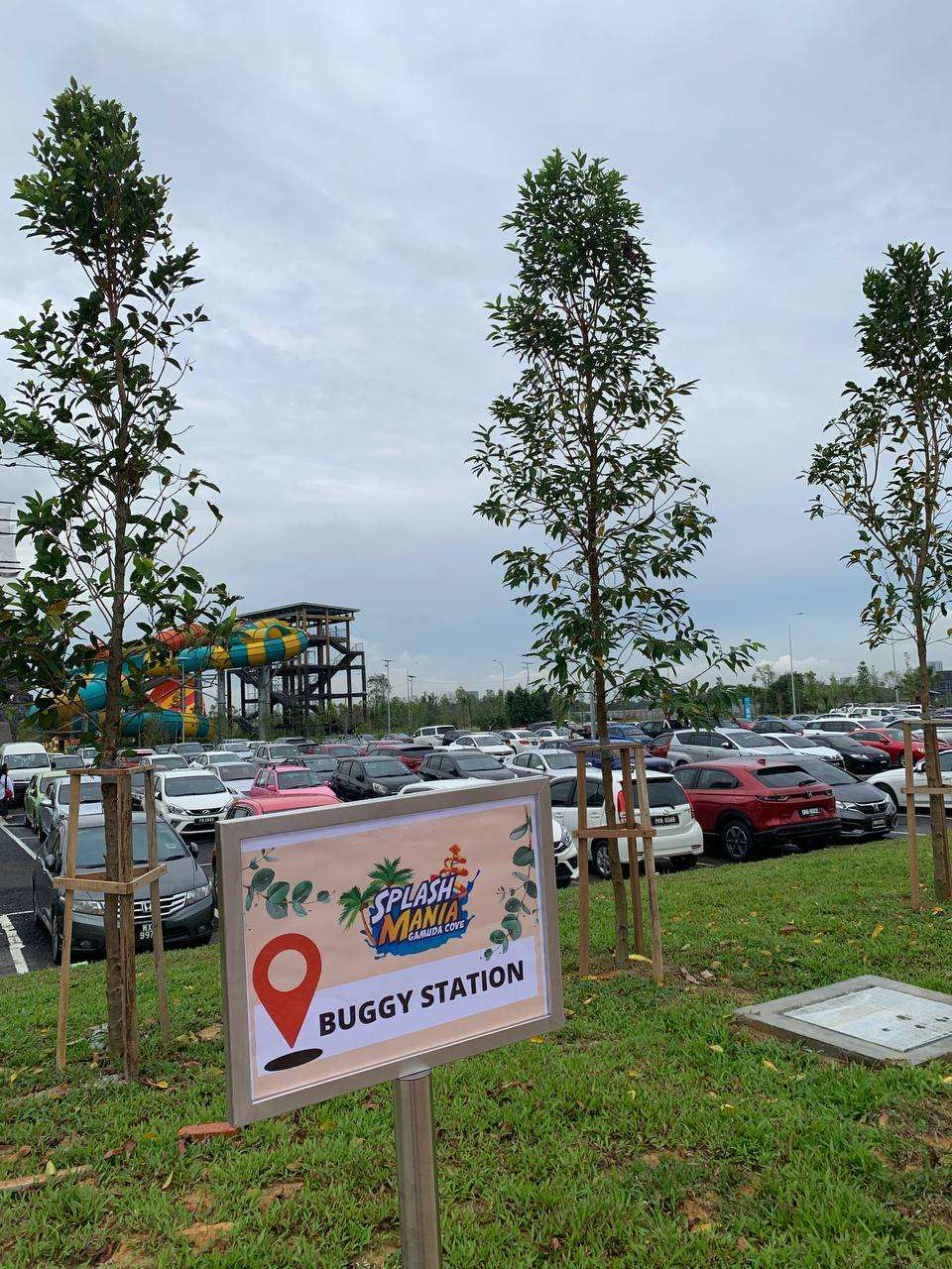 5 must-try rides and attractions at gamuda cove's splashmania waterpark