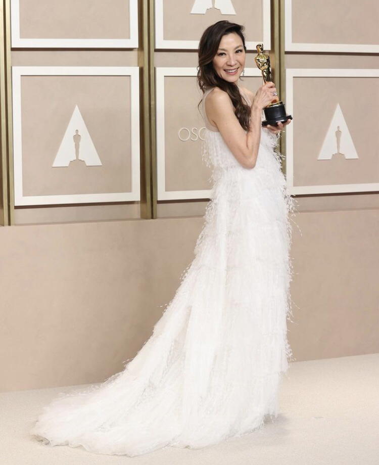 Michelle yeoh winning the oscars