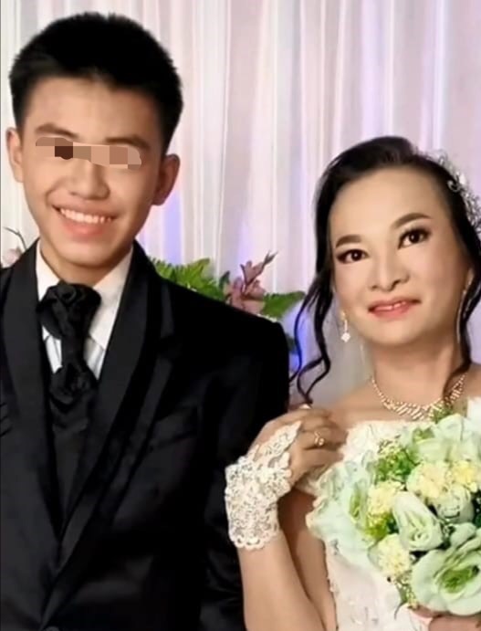 41yo indonesian woman marries 16yo boy, says she doesn't mind the age difference | weirdkaya