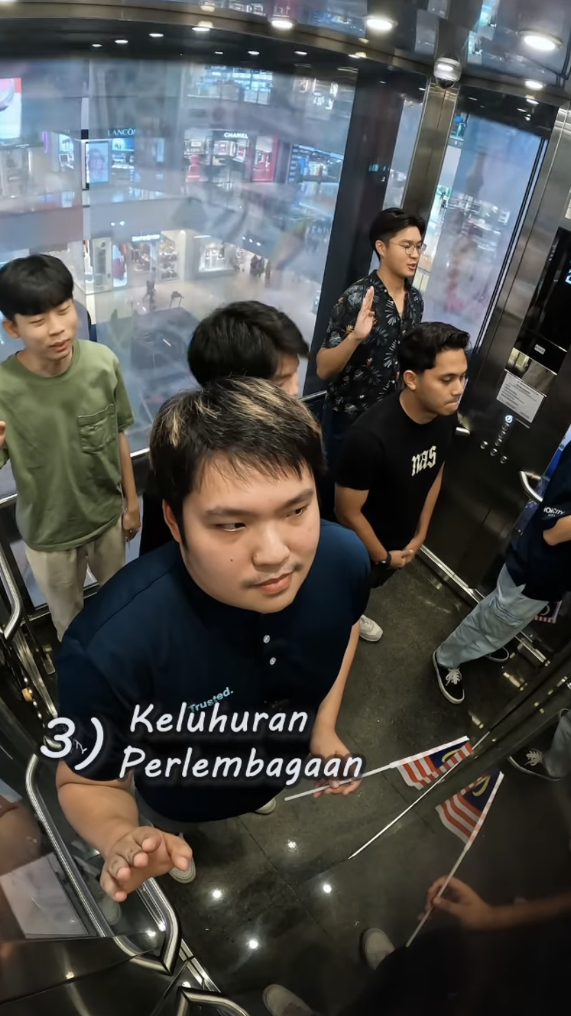 Social experiment at ioi city mall putrajaya tests whether m’sians remember rukun negara & negaraku | weirdkaya